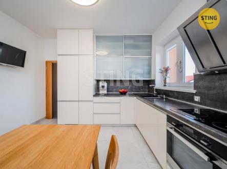 Prodej bytu, 2+1, 72 m²