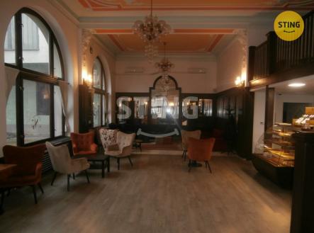 Prodej restaurace, 325 m²