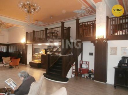 Pronájem restaurace, 325 m²