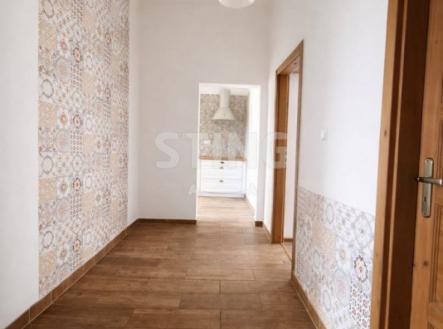 Pronájem bytu, 2+1, 70 m²