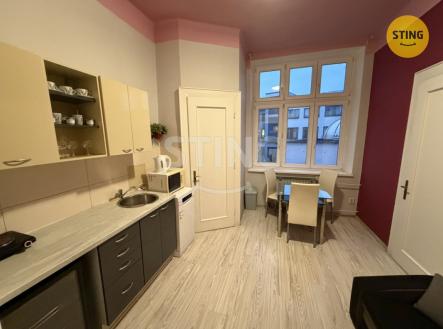 Pronájem bytu, 2+1, 91 m²