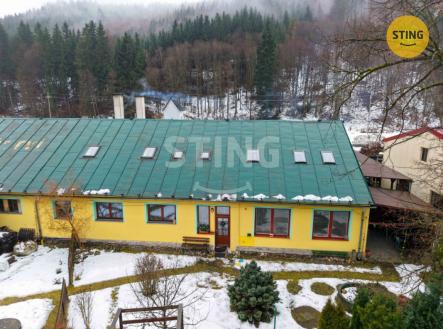 Prodej komerčního objektu, průmyslový areál, 1 916 m²