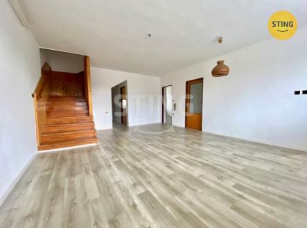 Pronájem domu/vily, 200 m²