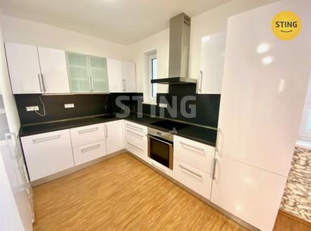 Pronájem bytu, 2+kk, 66 m²