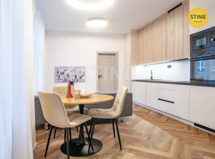 Pronájem bytu, 2+kk, 47 m²
