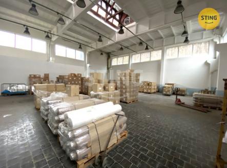 Pronájem komerčního objektu, výroba, 950 m²