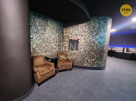 Pronájem jiné komerční nemovitosti, 210 m²
