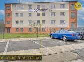 Pronájem obchodní prostory, 300 m²