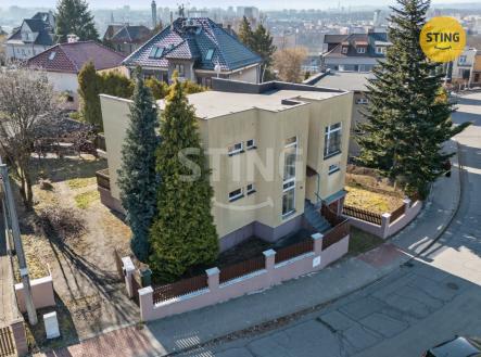 Prodej komerčního objektu, administrativní budova, 292 m²