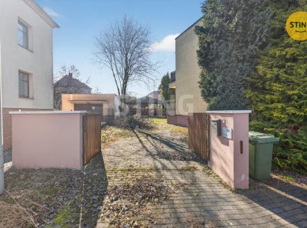 Prodej komerčního objektu, administrativní budova, 292 m²