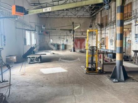 Pronájem komerčního objektu, výroba, 330 m²