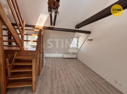 Pronájem bytu, 2+1, 105 m²