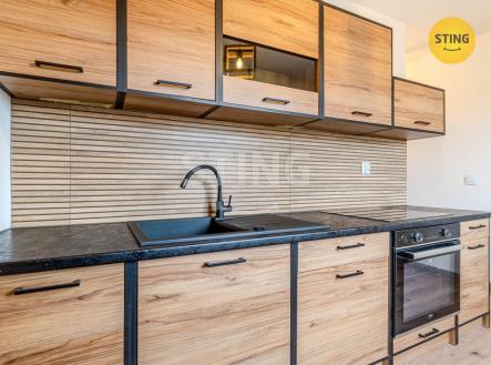 Pronájem bytu, 2+1, 57 m²