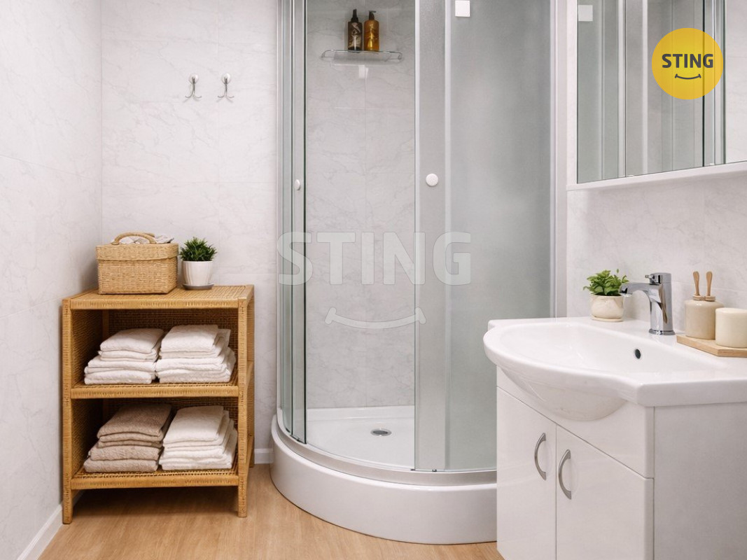 Koupelna v neutrálních tónech.jpeg