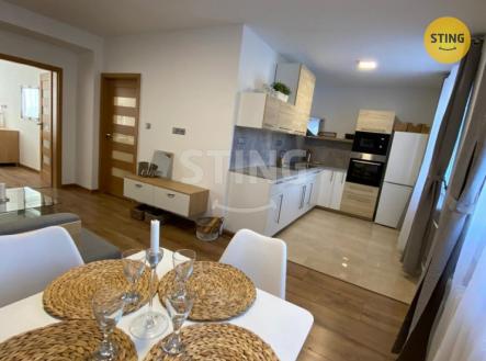 Pronájem bytu, 3+kk, 71 m²