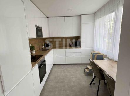 Prodej bytu, 4+1, 87 m²