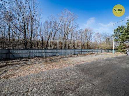 Pronájem skladovací prostor, 400 m²