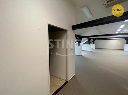 Pronájem kanceláře, 120 m²