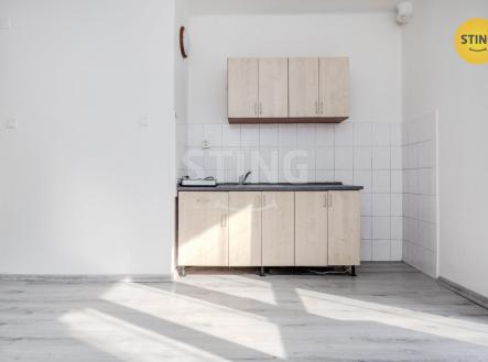 Prodej bytu, garsoniéra, 32 m²