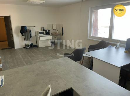 Pronájem kanceláře, 32 m²