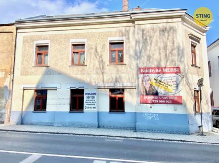 Pronájem obchodní prostory, 70 m²