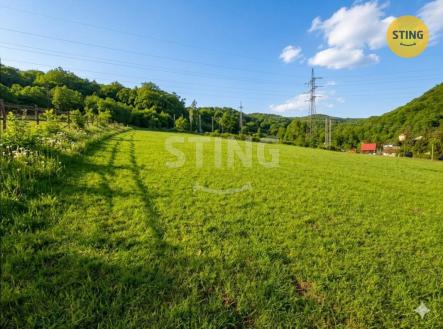 Prodej pozemku pro bydlení, 8 439 m²