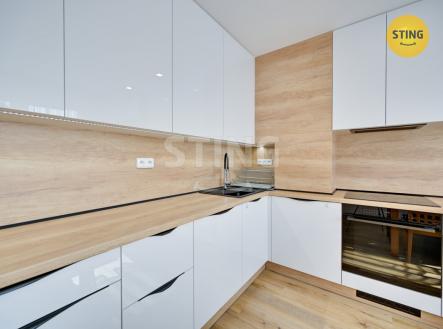 Pronájem bytu, 2+1, 71 m²