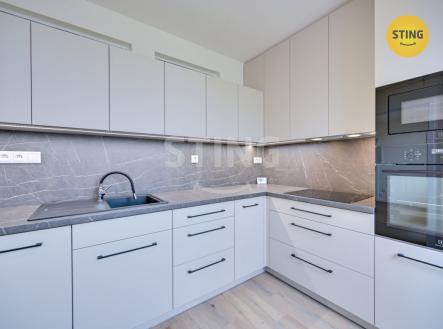 Prodej bytu, 4+1, 77 m²