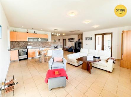 Pronájem domu/vily, 217 m²