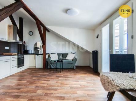 Pronájem bytu, 1+kk, 40 m²