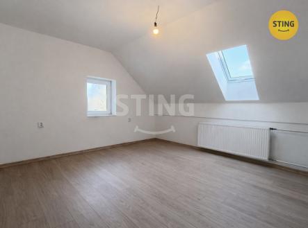 Pronájem domu/vily, 433 m²