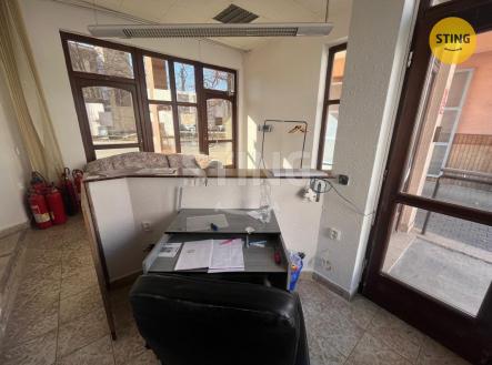 Pronájem obchodní prostor, 30 m²