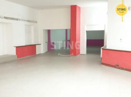 Pronájem obchodní prostor, 400 m²