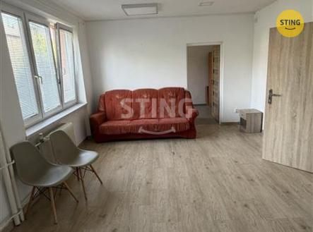 Pronájem bytu, 1+kk, 34 m²