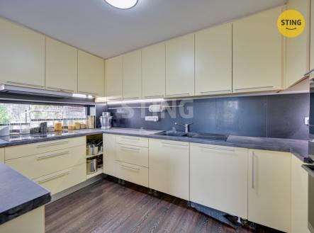 Prodej domu/vily, 300 m²