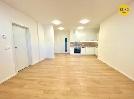 Pronájem bytu, 3+kk, 71 m²