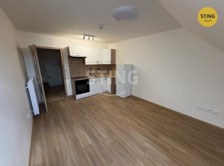 Pronájem bytu, 1+kk, 30 m²