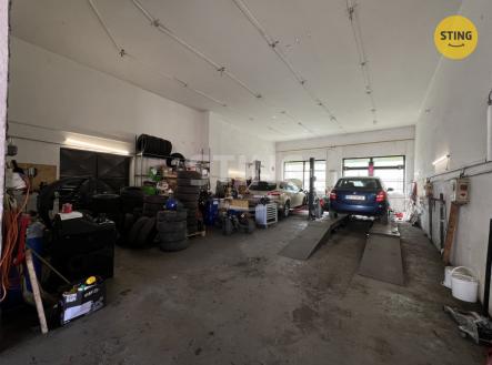 Pronájem jiné komerční nemovitosti, 165 m²