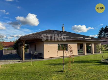 Pronájem domu/vily, 217 m²