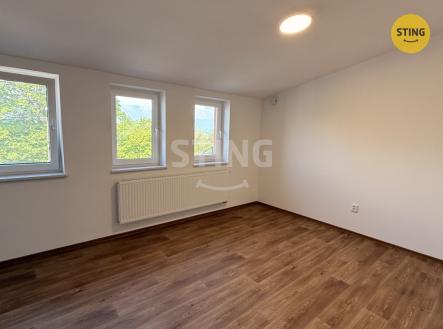 Pronájem bytu, 2+kk, 80 m²