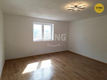 Pronájem bytu, 1+kk, 33 m²