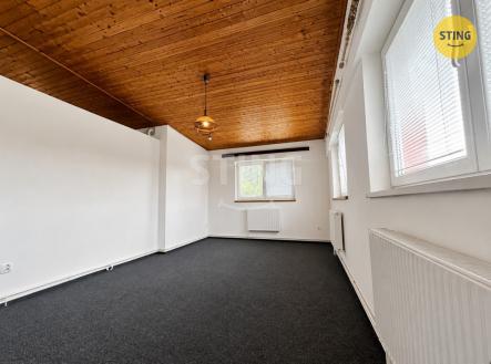 Pronájem bytu, 1+kk, 38 m²