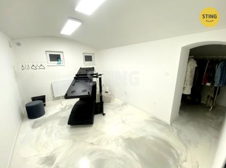 Pronájem obchodní prostory, 48 m²
