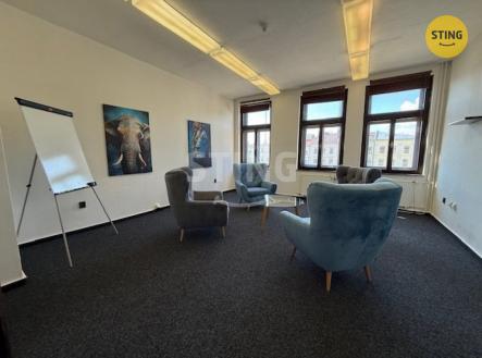 Pronájem kanceláře, 30 m²