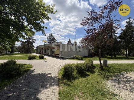 Prodej komerčního objektu, nákupní středisko, 438 m²