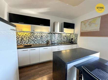 Pronájem domu/vily, 230 m²
