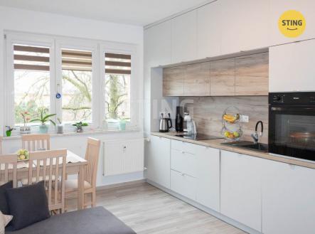 Pronájem bytu, 3+kk, 58 m²