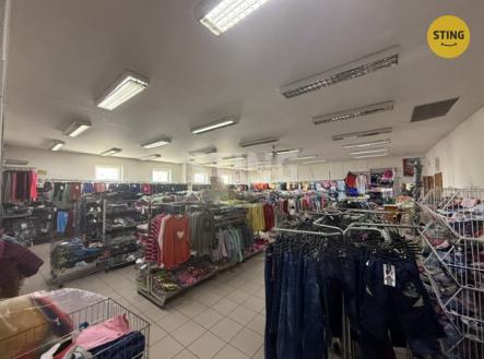 Pronájem obchodní prostory, 150 m²