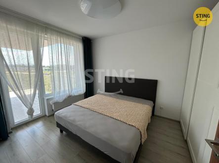 Pronájem bytu, 3+kk, 100 m²