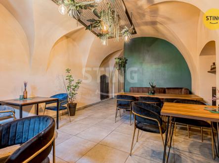 Prodej komerčního objektu, jiný, 844 m²